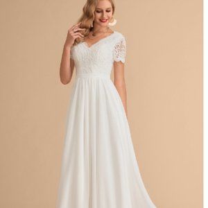 Wedding Dress (US Size 8) - never worn, tags on!